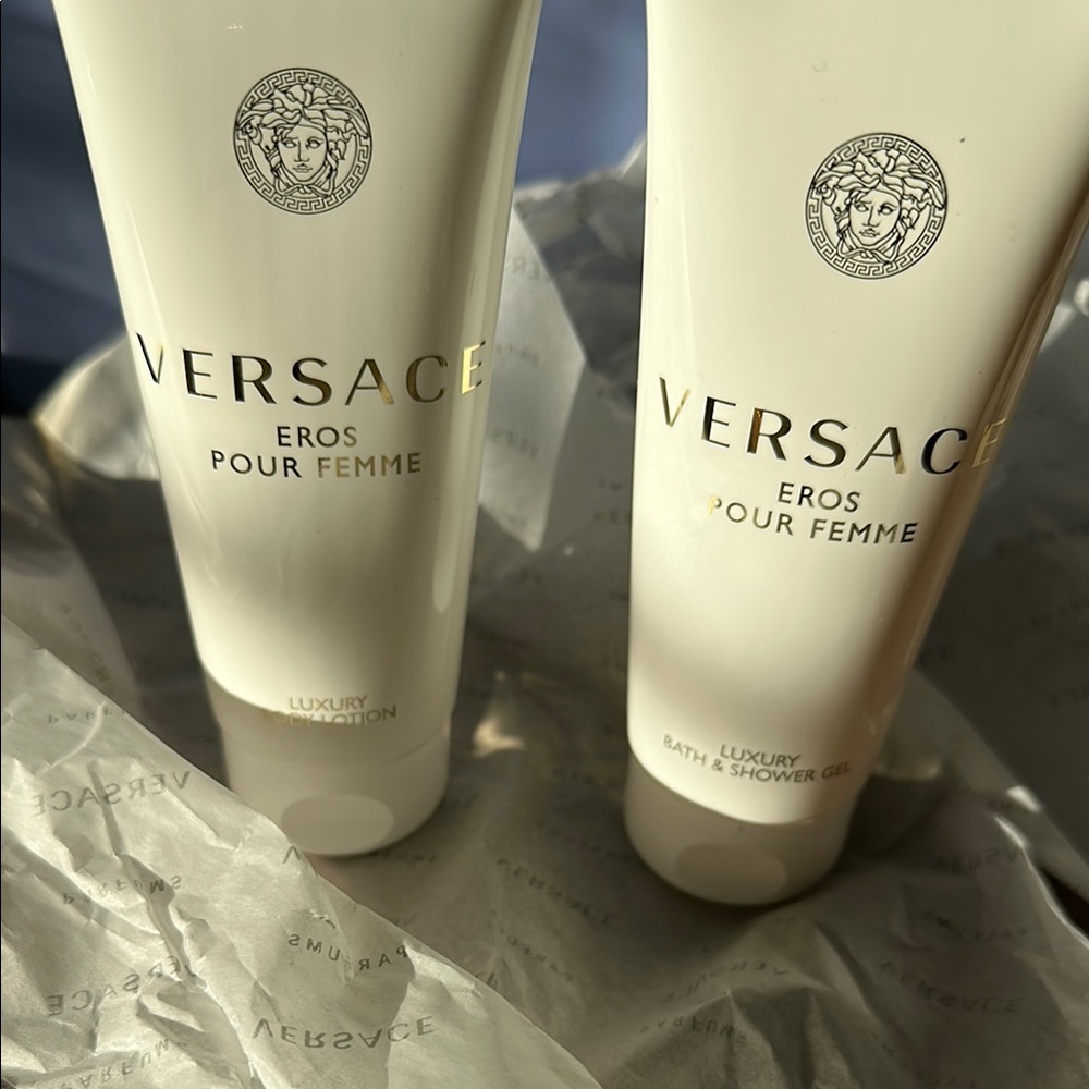 Versace Eros Pour Femme Shower Gel Set